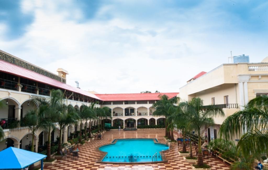 Kumararraja Palace Hotel Yelagiri Exterior photo